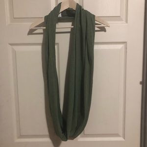 🔥5/$10 Sale or B3G2 🆓 🆕 Infinity Scarf